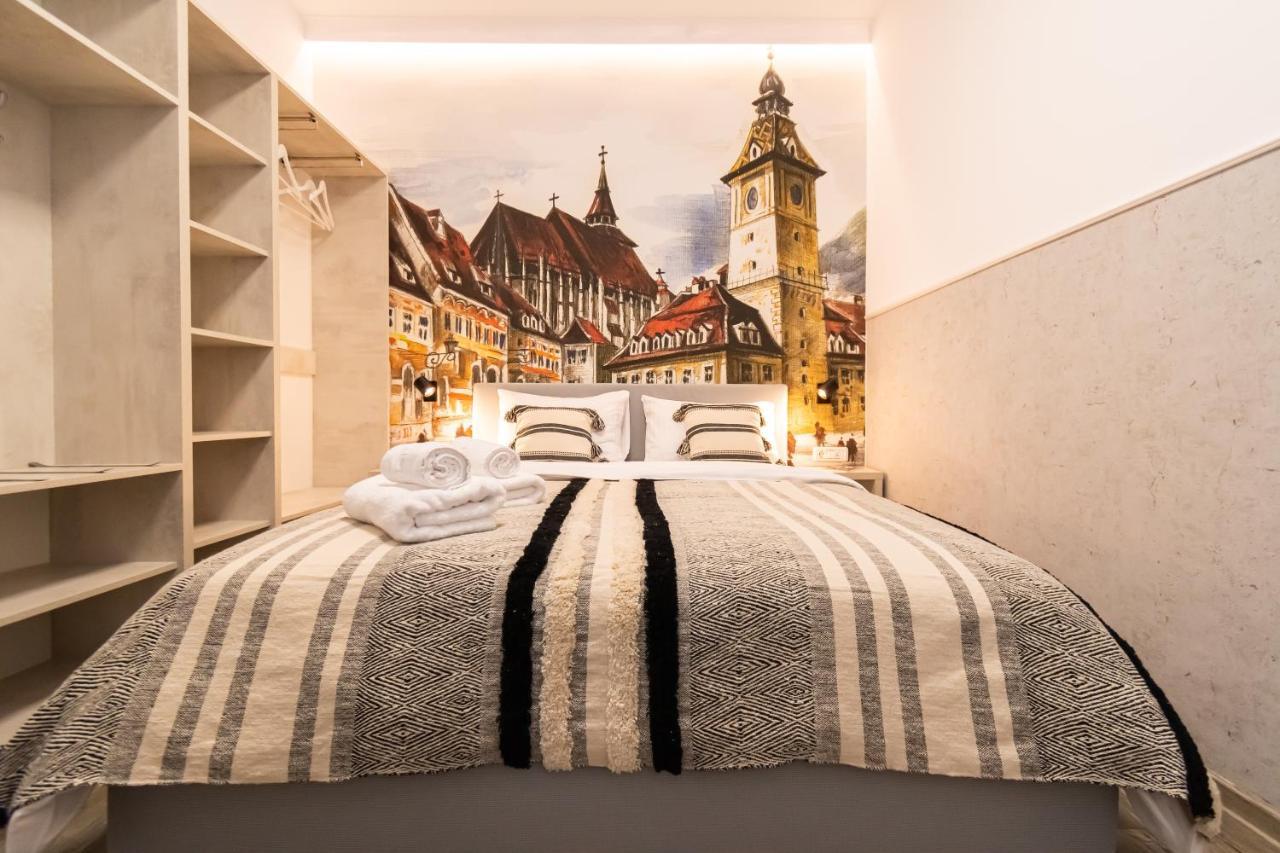 Okbrasov - Apartment & Studio In The Heart Of Old Town, Moments Away From The Black Church Exterior photo