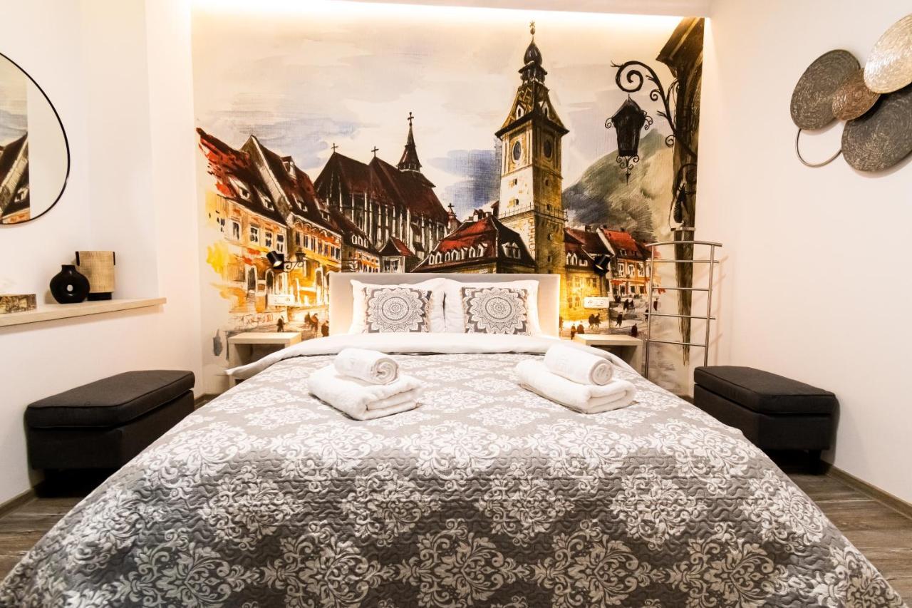 Okbrasov - Apartment & Studio In The Heart Of Old Town, Moments Away From The Black Church Exterior photo