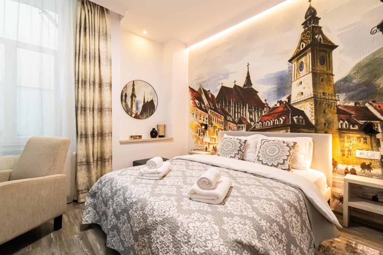 Okbrasov - Apartment & Studio In The Heart Of Old Town, Moments Away From The Black Church Exterior photo